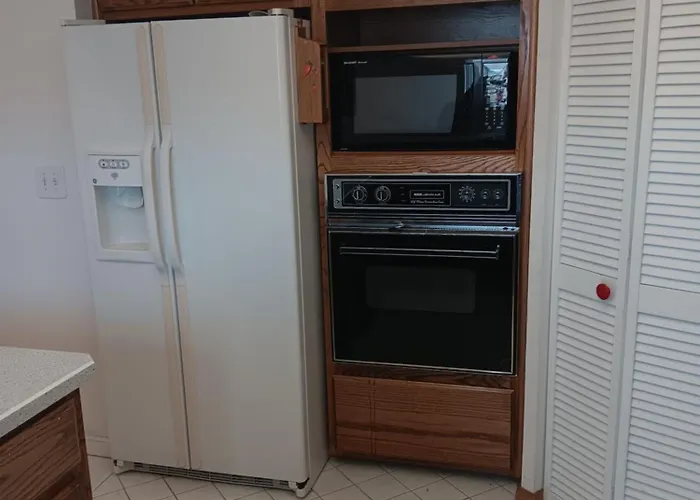 Beautiful Riverview With Boatlaunch Apartment *