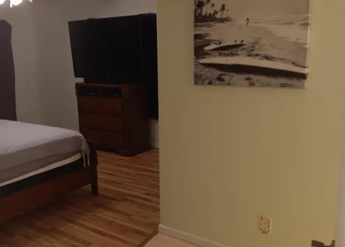 Beautiful Riverview With Boatlaunch Apartment